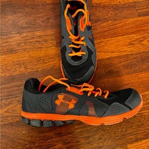 Under Armour Black and Orange Men's Athletic Training Sneakers